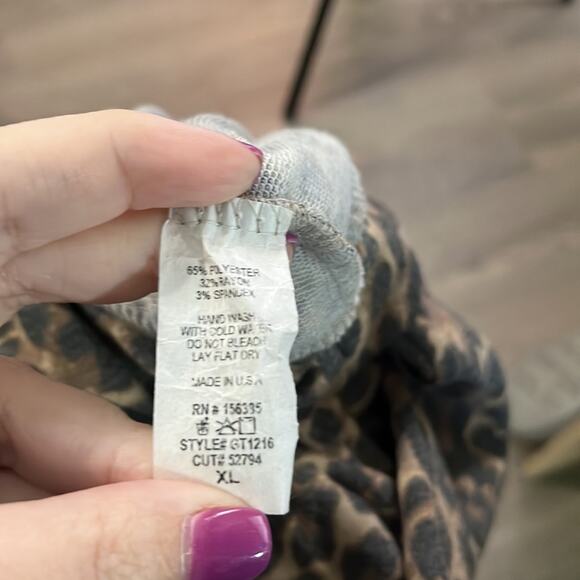 Cali Brown and Black Leopard Print Cropped Top With Mock Turtleneck Size XL - Picture 7 of 8